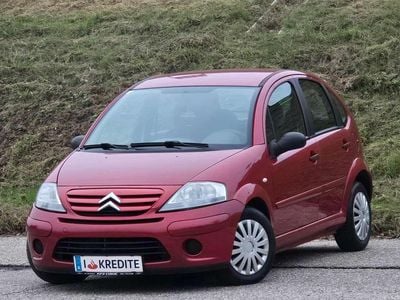 Rot Gebraucht 2009 Citroën C3 Limousine | € 2.500 (Etwas zu teuer)