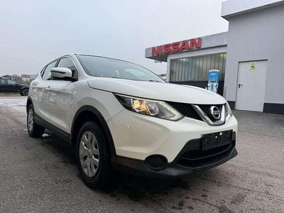 Weiß Gebraucht 2016 Nissan Qashqai Visia SUV | € 11.990 (Fairer Preis)