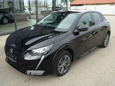 Gebraucht Peugeot 208 Allure 100 kW (136 PS) 2020 Schwarz Kleinwagen