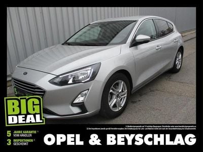 Grau Gebraucht 2019 Ford Focus Trend Limousine | € 13.480 (Fairer Preis)