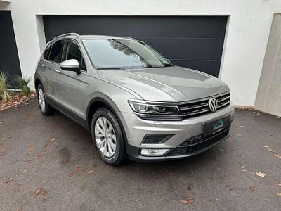 Grau Gebraucht 2016 VW Tiguan Comfortline SUV | € 15.990 (Fairer Preis)