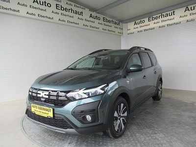 Grün Neu 2025 Dacia Jogger Expression Van / Kleinbus | € 24.670 (Etwas zu teuer)