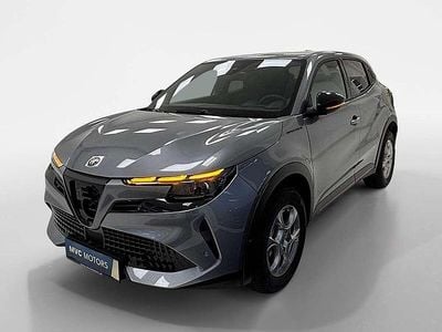 Neu Alfa Romeo Junior Edizione Speciale 146 PS (107 kW) 2025 Grau SUV