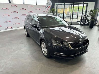 gebraucht Skoda Octavia Combi 20 TDI Style Limited DSG