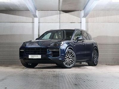 Dunkelblau metallic Gebraucht 2025 Porsche Cayenne SUV | € 129.660