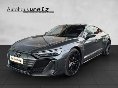 Mittelgrau metallicperleffekt Gebraucht 2025 Audi e-tron GT quattro Ambiente Limousine | € 119.900 (Teuer)
