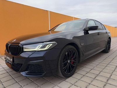 Schwarz Gebraucht 2022 BMW 545e M Sport Limousine | € 48.990