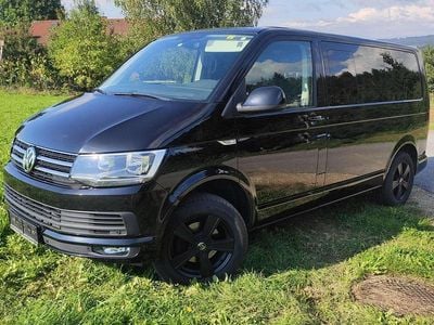Gebraucht VW Caravelle Comfortline 150 PS (110 kW) 2015 Schwarz Van / Kleinbus