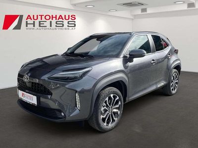 Gebraucht Toyota Yaris Cross Active 131 PS (96 kW) 2025 Grau SUV