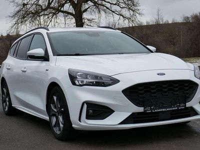 Weiß Gebraucht 2020 Ford Focus ST-Line Kombi | € 9.990 (Guter Preis)