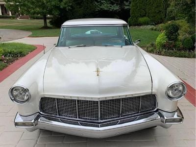 Weiß Gebraucht 1956 Lincoln Continental Limousine | € 69.900