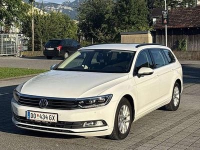 Weiß Gebraucht 2015 VW Passat Comfortline Kombi | € 10.499 (Fairer Preis)