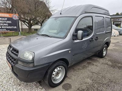 Grau Gebraucht 2003 Fiat Doblò Van / Kleinbus | € 3.500