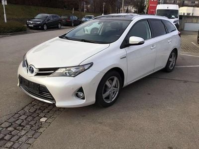 gebraucht Toyota Auris Touring Sports 18 VVT-i HSD Lounge + Skyview