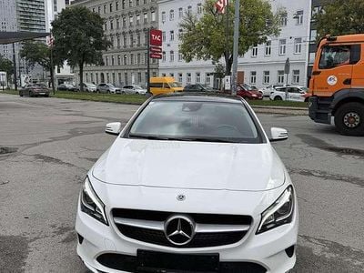 Mercedes CLA200