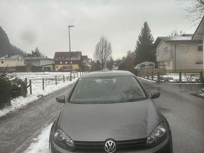 Gebraucht VW Golf VI Team 140 PS (102 kW) 2010 Grau Kleinwagen