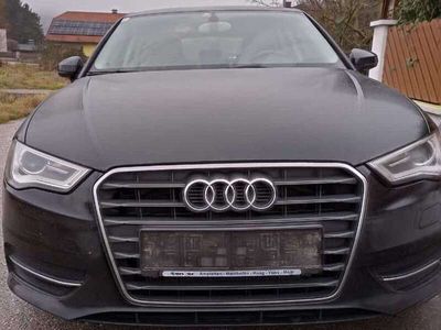 gebraucht Audi A3 Sportback Style 1,6 TDI DPF