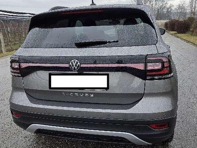 Gebraucht VW T-Cross Life 95 PS (69 kW) 2021 Grau SUV