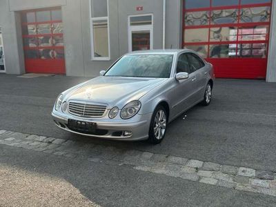 Mercedes E200