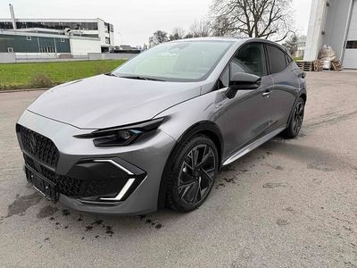 Grau sonderlackierung Neu 2025 Renault Clio V Limousine | € 28.390