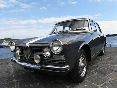 Gebraucht Alfa Romeo 2600 130 PS (95 kW) 1966 Grau Limousine