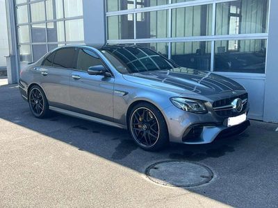 Grau Gebraucht 2019 Mercedes E63S AMG AMG Limousine | € 86.000
