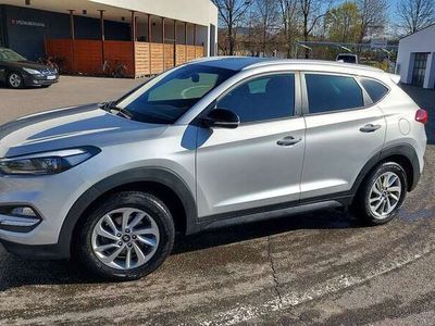 gebraucht Hyundai Tucson 1,7 CRDI GO!