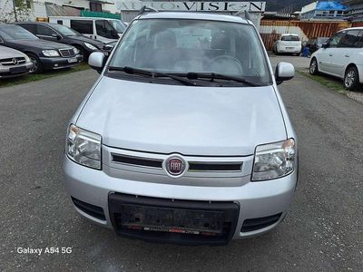 Grau Gebraucht 2010 Fiat Panda 4x4 Climbing Kleinwagen | € 4.690