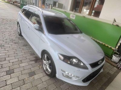 Weiß Gebraucht 2012 Ford Mondeo Titanium S Kombi | € 6.700