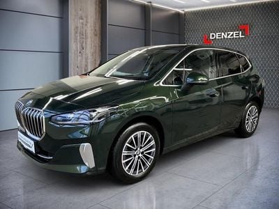 Gebraucht BMW 218 Luxury Line 150 PS (110 kW) 2024 Grünmetallic Kombi