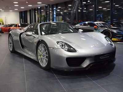 Silber Gebraucht 2015 Porsche 918 Cabrio | € 1.290.990