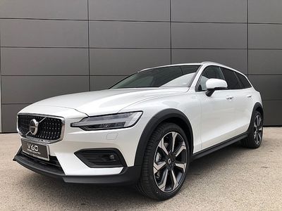 gebraucht Volvo V60 CC Plus, B4 AWD