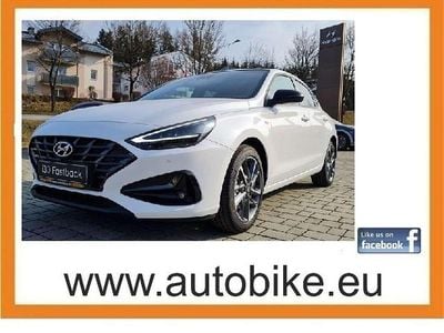 Weiß Gebraucht 2023 Hyundai i30 Edition 30+ Limousine | € 24.990 (Fairer Preis)