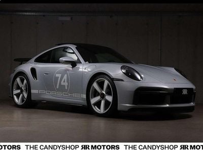 Grau Neu 2025 Porsche 911 Turbo S Coupé | € 399.900