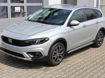 gebraucht Fiat Tipo Kombi CROSS Hybrid 1.5 96kW (130PS) DCT UVP 31.770,00 € Sitzheizung vorn, Multi-Funktions-Monitor mit 7 Zoll Bildschirm Instrumente, Einparkhilfe: hinten Kamera, Sprachbedienung für Radio und Telefon uvm