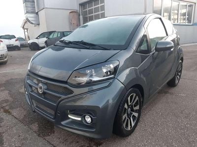 Grau Gebraucht 2016 Casalini M14 Kleinwagen | € 9.400