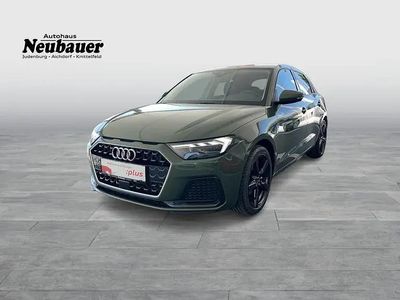 Silber metallic Gebraucht 2025 Audi Q3 Ambiente SUV | € 43.900 (Etwas zu teuer)