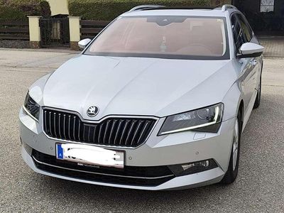 Silber Gebraucht 2019 Skoda Superb Style Kombi | € 18.700 (Fairer Preis)