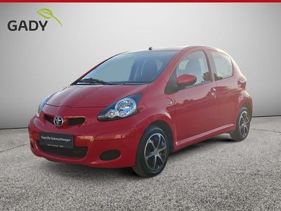 Rot Gebraucht 2012 Toyota Aygo Cool Kleinwagen | € 4.930