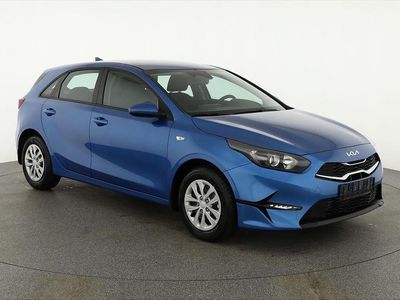 Blau Neu 2025 Kia Ceed Kleinwagen | € 27.042 (Fairer Preis)