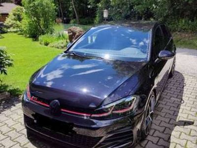 gebraucht VW Golf GTI Performance 2,0 TSI DSG