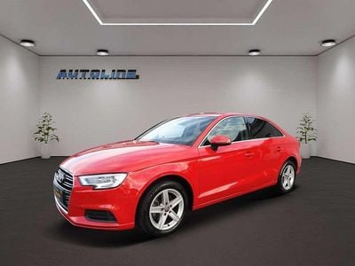 Gebraucht Audi A3 Basis 116 PS (85 kW) 2019 Rot Limousine