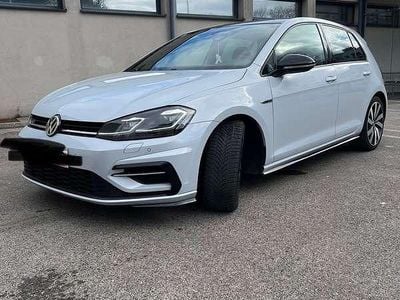 Gebraucht VW Golf VII R 150 PS (110 kW) 2017 Limousine