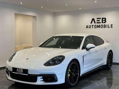 Weiß Gebraucht 2017 Porsche Panamera Limousine | € 62.990