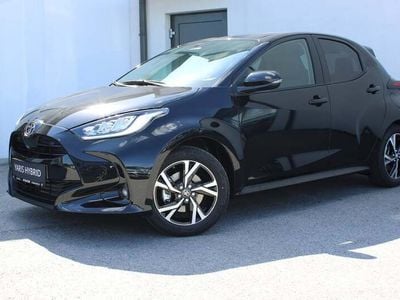Schwarz metallic Neu 2025 Toyota Yaris Active | € 24.480 (Teuer)