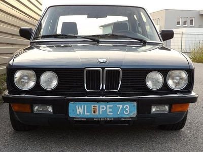 Gebraucht BMW 535 M Sport 185 PS (136 kW) 1985 Blau Limousine