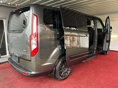 Grau Gebraucht 2018 Ford Transit Custom Van / Kleinbus | € 37.880