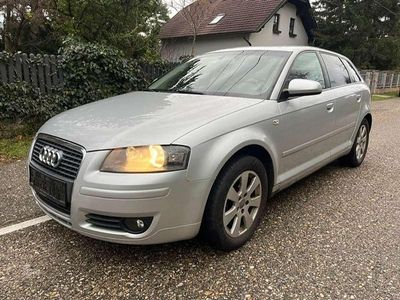 Silber Gebraucht 2005 Audi A3 Ambiente Limousine | € 4.480 (Fairer Preis)