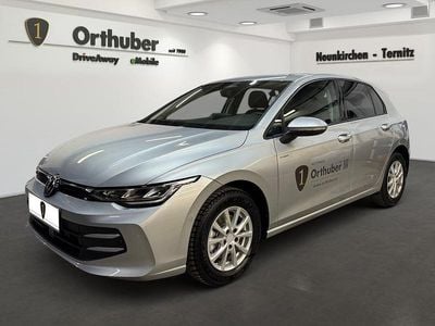 Neu VW Golf VIII 115 PS (84 kW) 2026 Silber  metallic