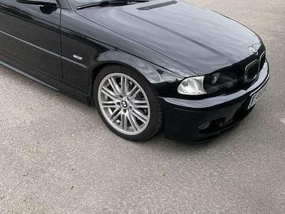 Schwarz Gebraucht 2001 BMW 330 Coupé | € 15.500 (Teuer)
